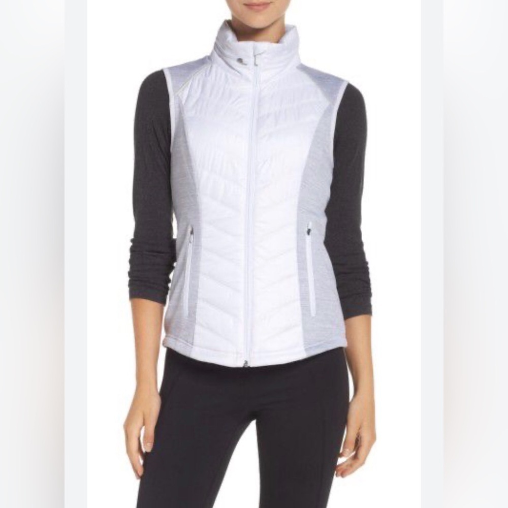 Zella Zelfusion Water Repellent Vest with Storable Hood, White/Grey, Size M